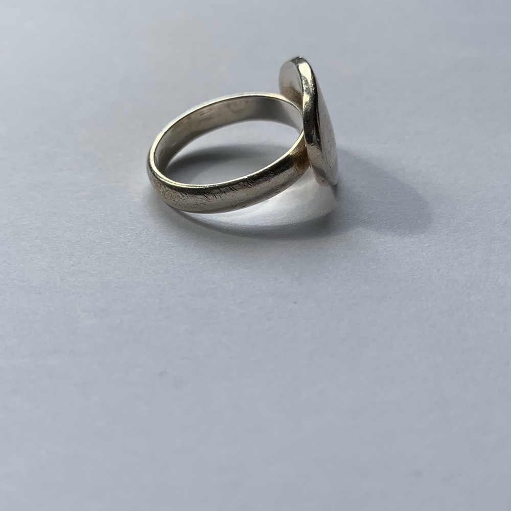 Oval Sterling Silver Ring - Picture 3 of 5